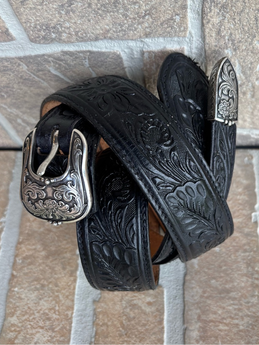 Tony Lama Leather Western Belt Men’s 34 Embossed Tooled Black Silver Hardware